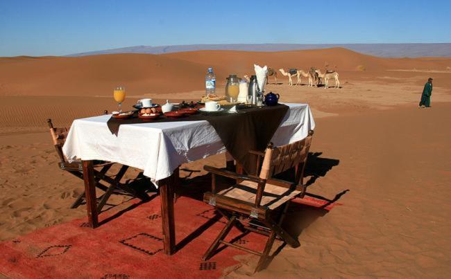 Camp Sahara Holidays M'Hamid Buitenkant foto
